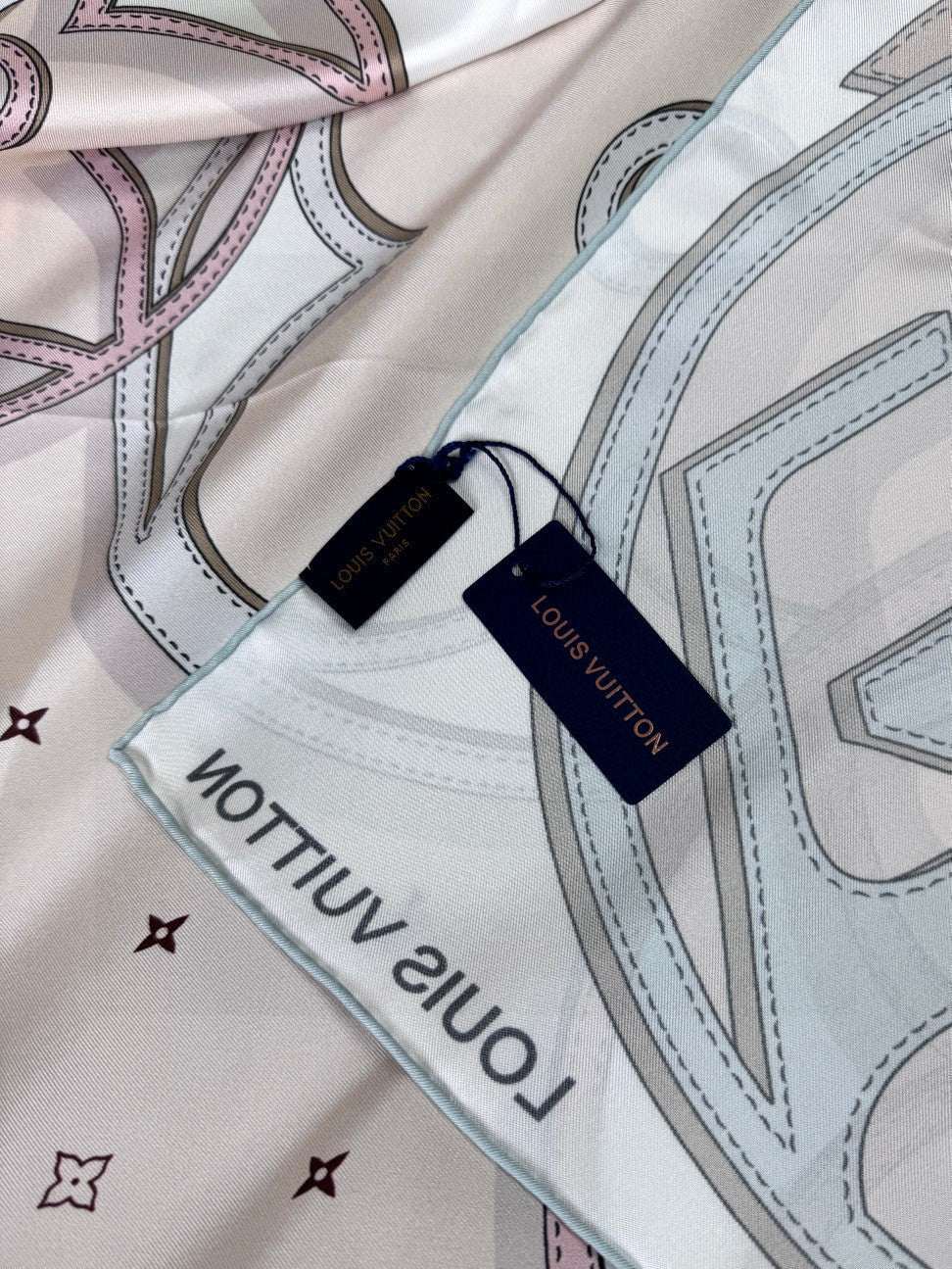 LV SCARF 90 CM IN SILK 719999