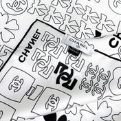 CHANEL 25S SCARF 90 IN SILK 724784
