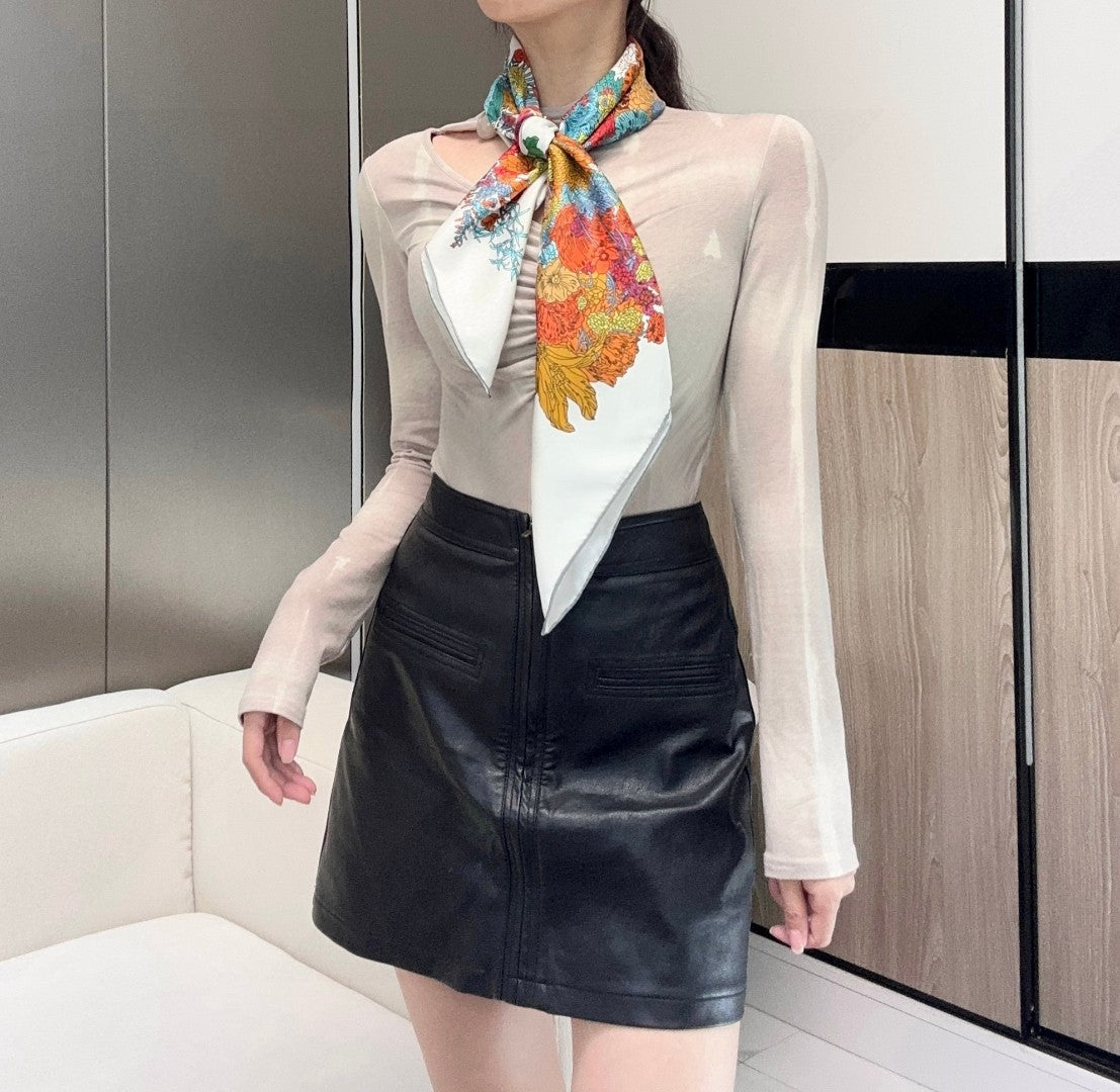 HERMES 26S SCARF 90 IN SILK 304308