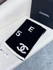 CHANEL 25S SCARF 180 IN CASHMERE 881631