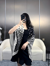 CHANEL 26S SCARF 140 IN SILK AND CASHMERE 313241