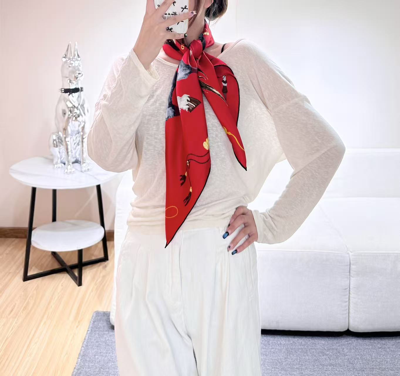 HERMES 26S SCARF 90 IN SILK 303192