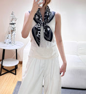 CHANEL 26S SCARF 90 IN SILK 304581