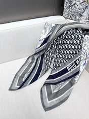 DIOR 26S SCARF 90 IN SILK 509171
