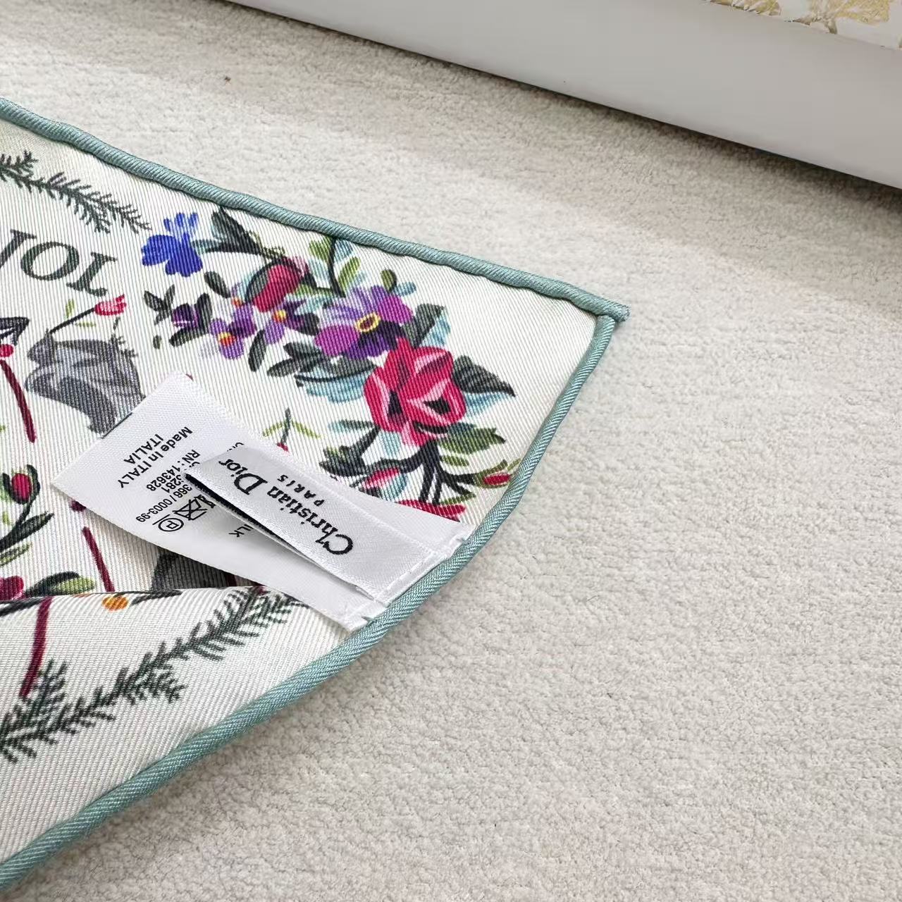 DIOR 26S SCARF 90 IN SILK 432146