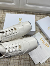 DIOR 26S LOW TOP SNEAKERS IN WHITE CALFSKIN DIOR LOGO