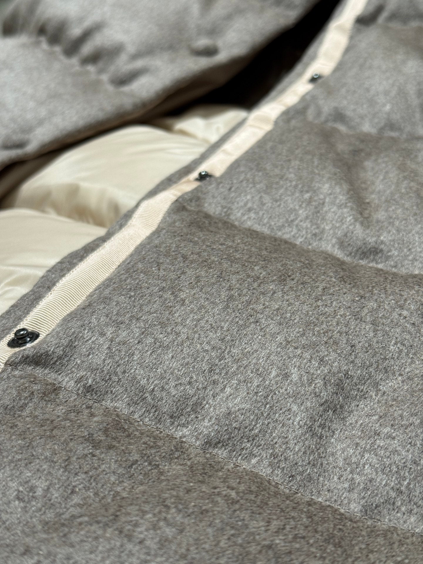 MONCLER 25S LONG COAT 264