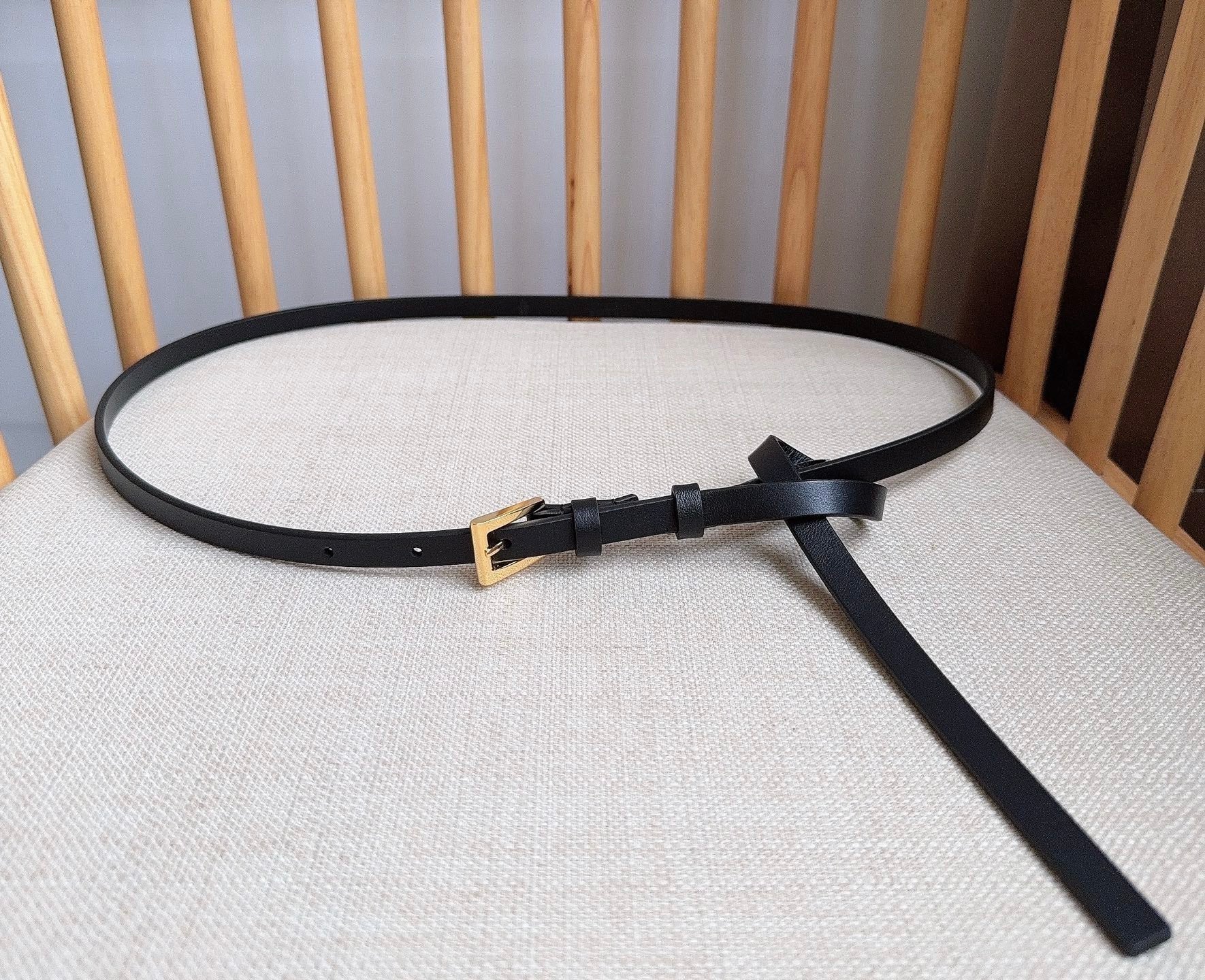 PRADA 25S BELT 10 MM IN BLACK CALFSKIN 598372