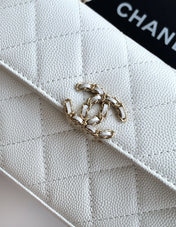 CHANEL 25S KELLY BAG 18 IN WHITE CAVIAR LEATHER WITH GOLD HARDWARE