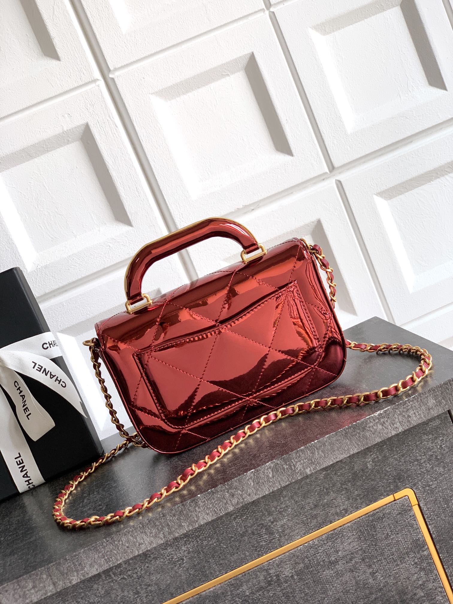 CHANEL 26S TOP HANDLE BAG 18 IN METALLIC RED QUILTED PATENT LEATHER