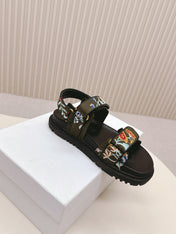 DIOR BACK-STRAP SANDALS 25S IN MOSS GREEN AND BLACK CALFSKIN EMBROIDERED WITH PETITES FLEURS