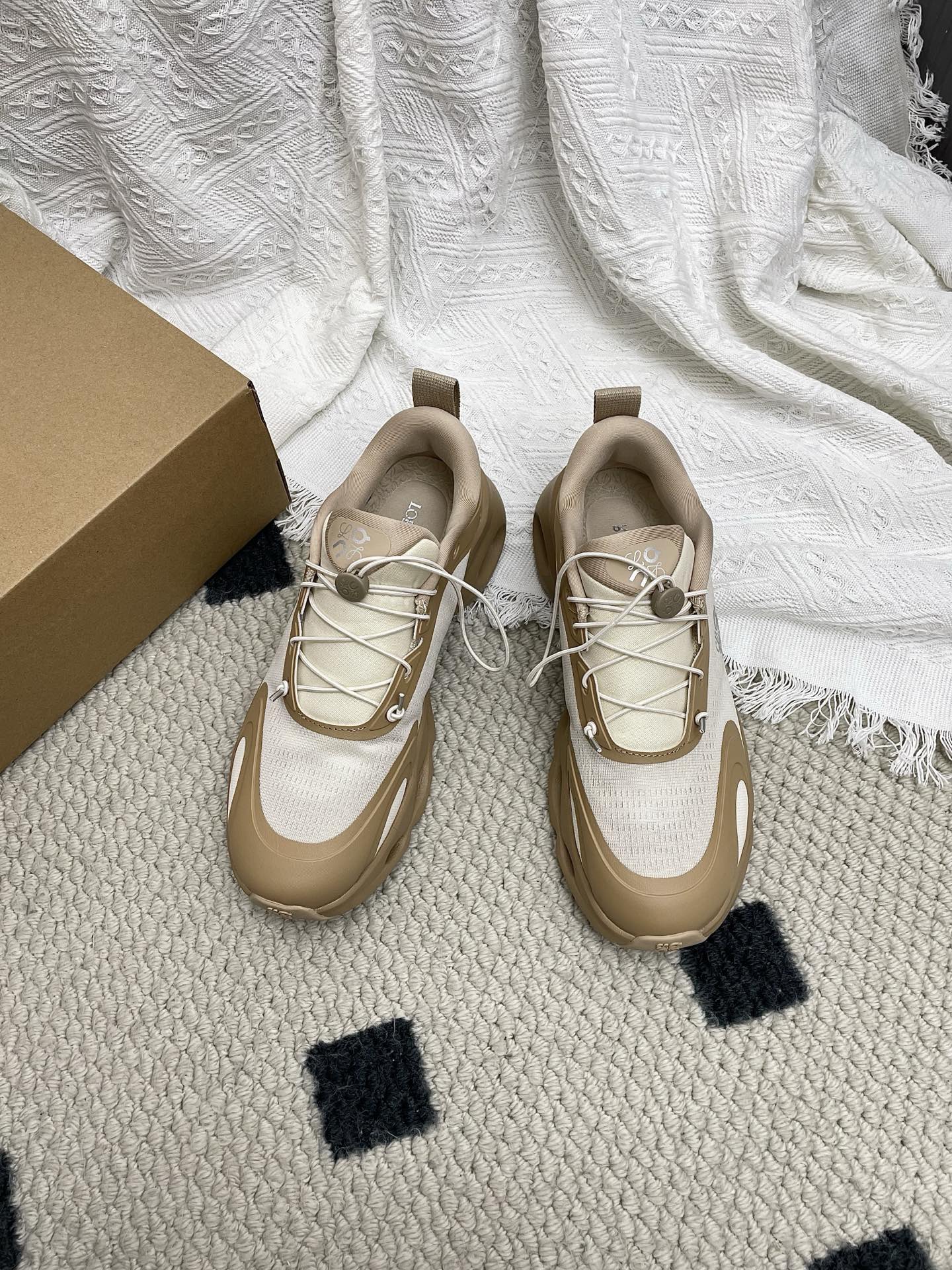LOEWE 26S CLOUDSOLO SNEAKERS IN BROWN AND BEIGE RECYCLED POLYESTER