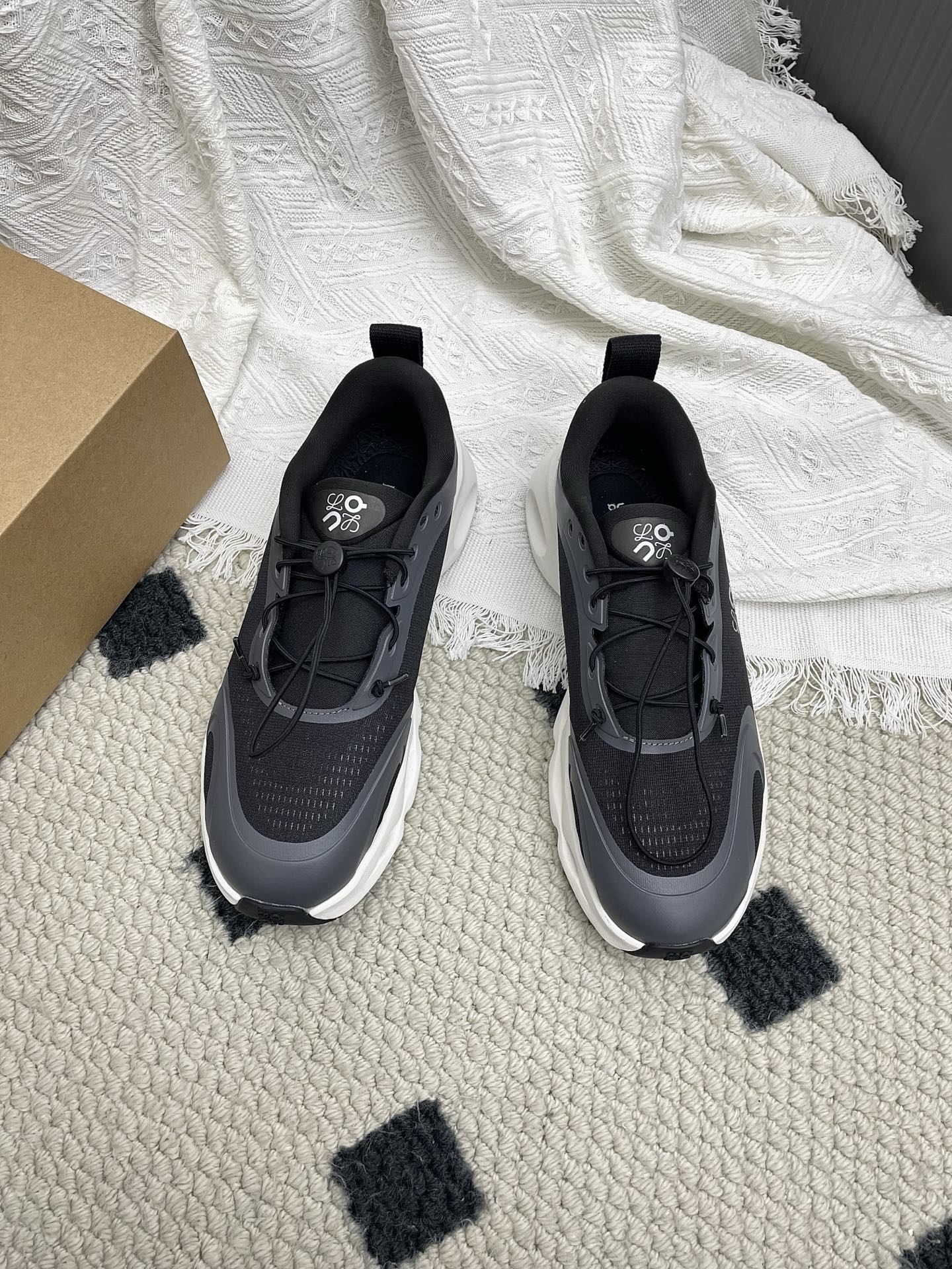 LOEWE 26S CLOUDSOLO SNEAKERS IN BLACK AND WHITE RECYCLED POLYESTER
