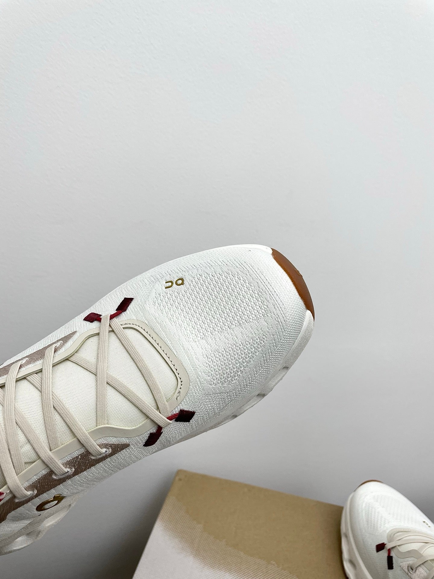 LOEWE 26S CLOUDTILT SNEAKER IN WHITE AND RED RECYCLED POLYESTER