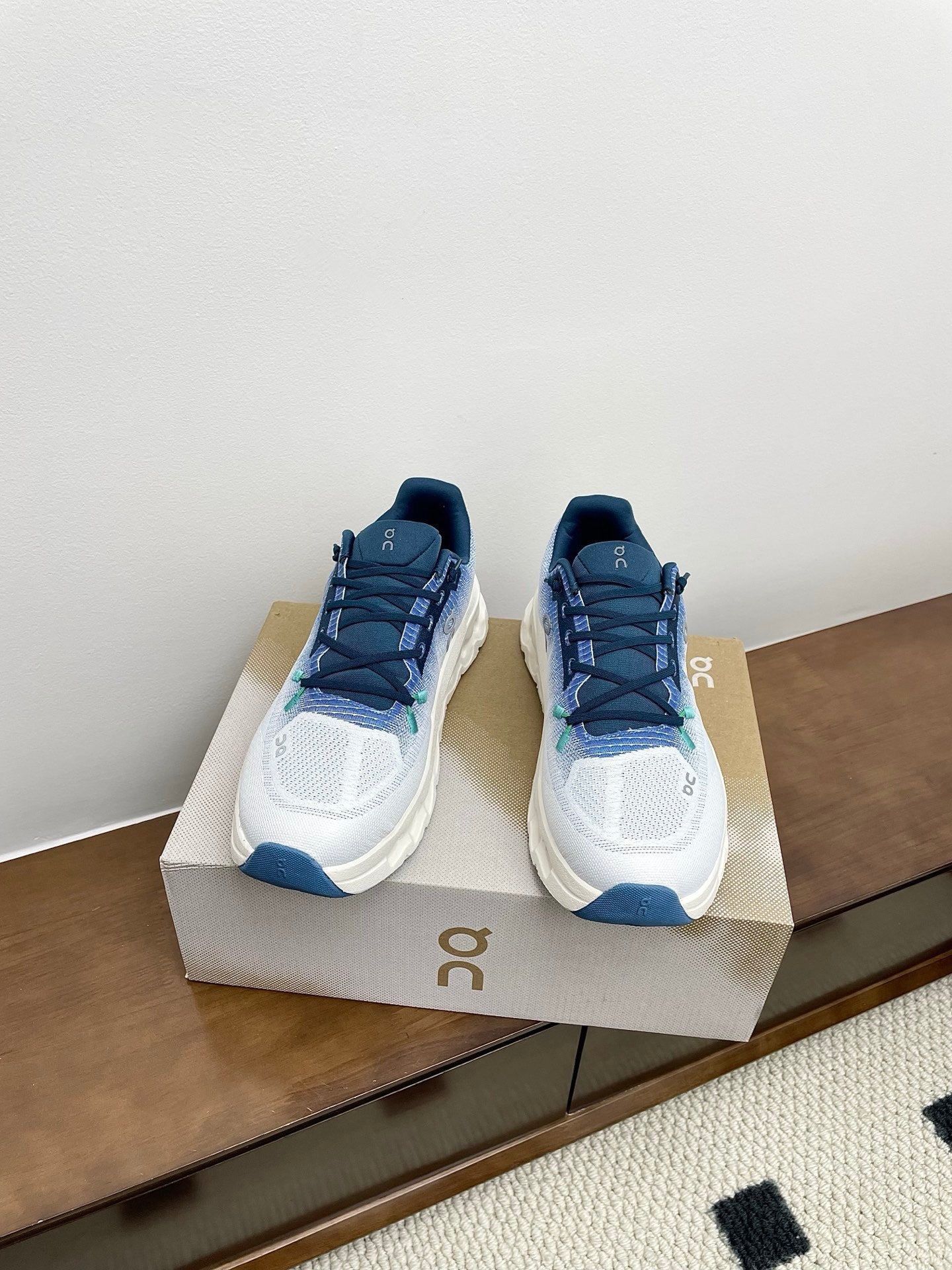 LOEWE 26S CLOUDTILT SNEAKER IN BLUE IVORY RECYCLED POLYESTER
