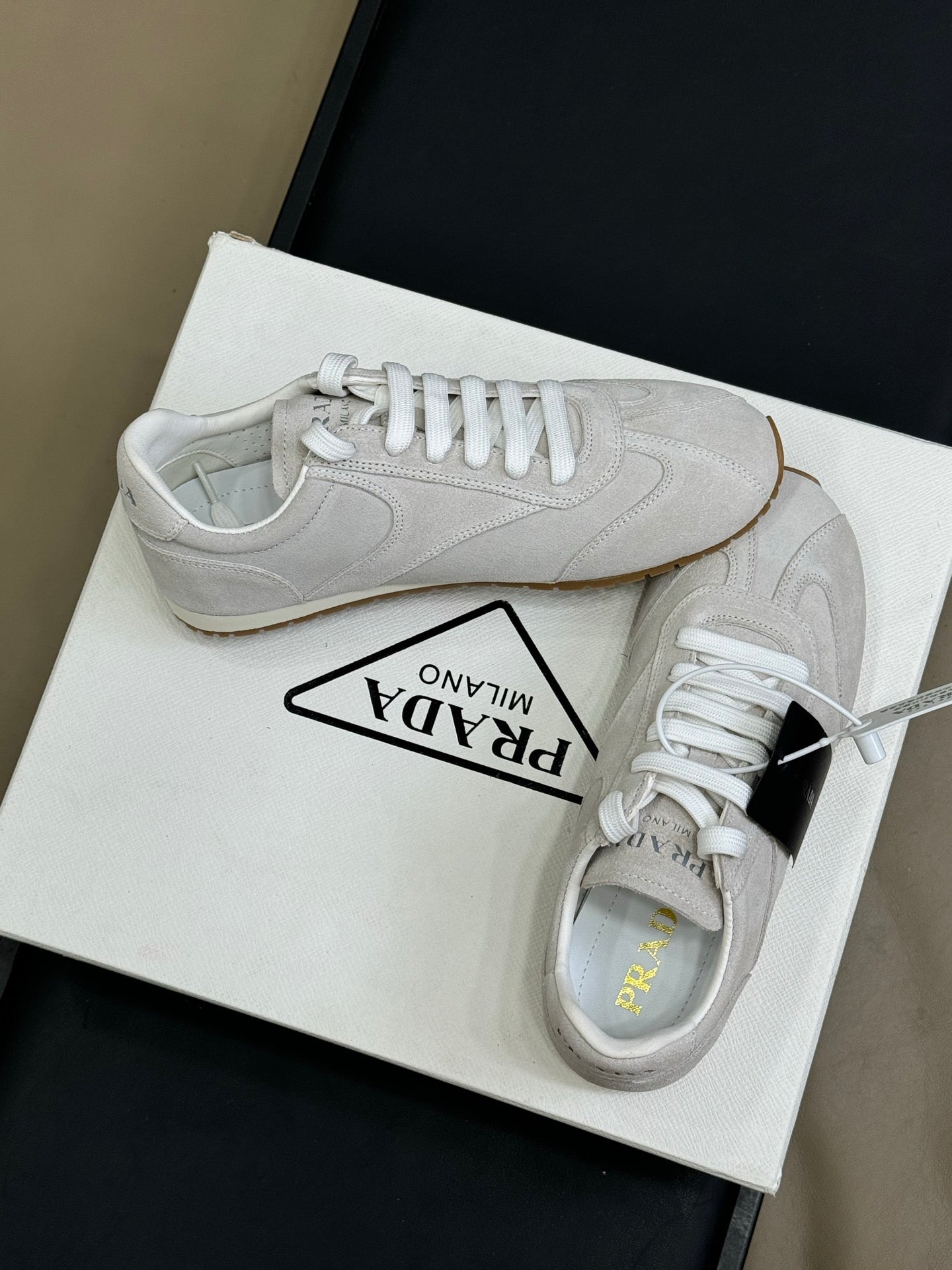 PRADA 25S SNEAKER IN LIGHT GREY SUEDE STYLE 7