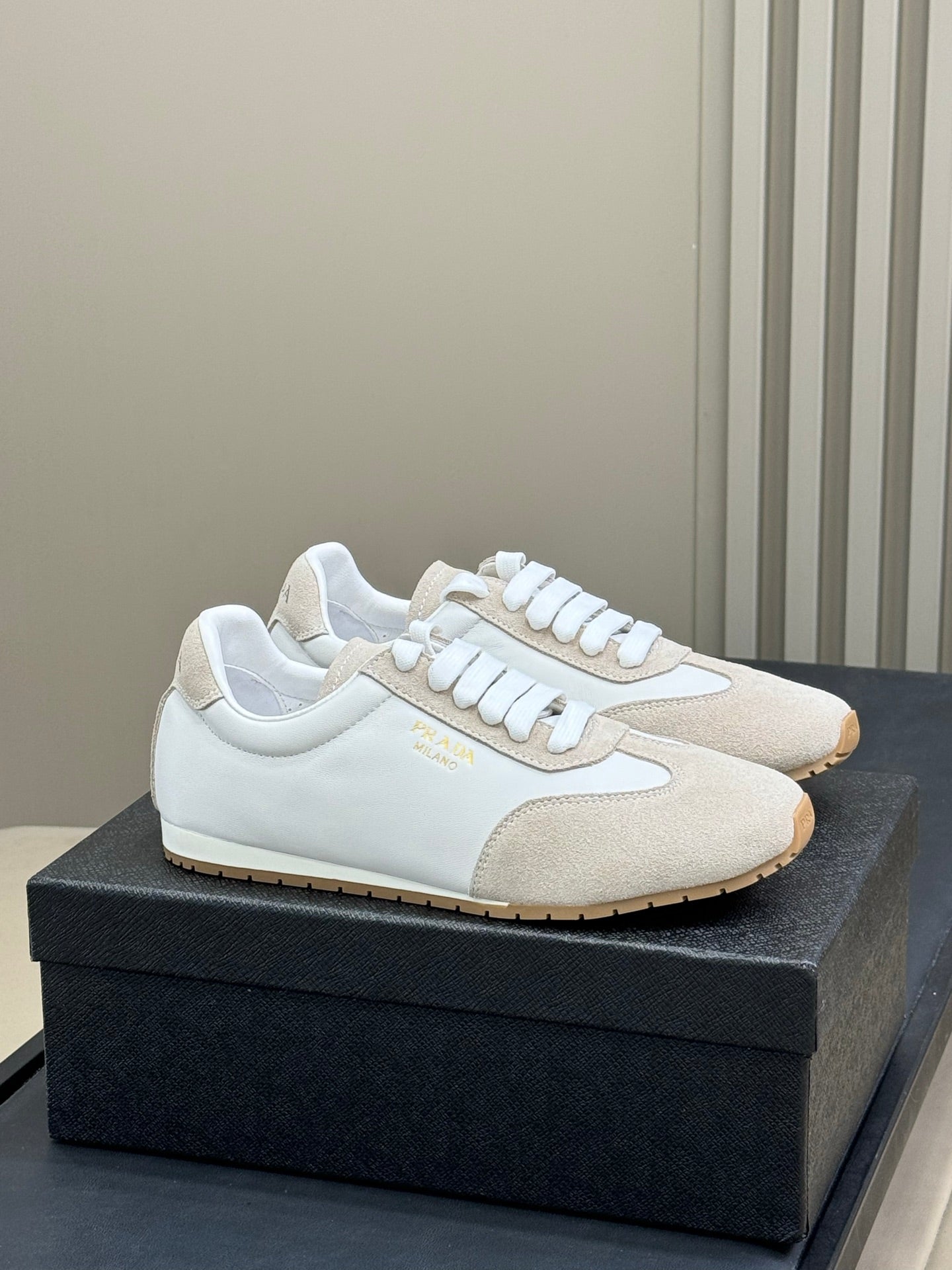 PRADA 25S SNEAKER IN WHITE MIX BEIGE SUEDE STYLE 5