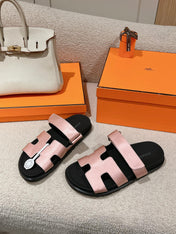 CHYPRE SANDAL BLACK MIX PASTEL PINK CALFSKIN