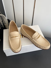CHLOÉ 26S LOAFERS IN BEIGE CALFSKIN