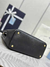 PRADA 25S GALLERIA LARGE BAG 32 IN BLACK CALFSKIN GOLD HARDWRE