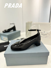 Pra Pumps 40 Square Sole Black Patent Leather