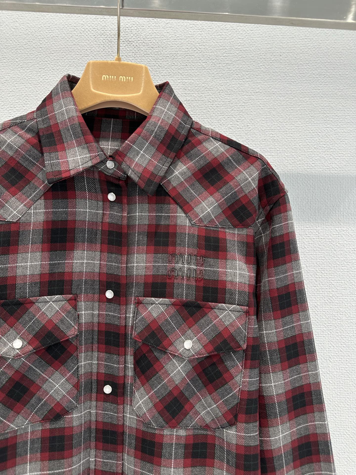 MIUMIU SHIRT STYLE 558