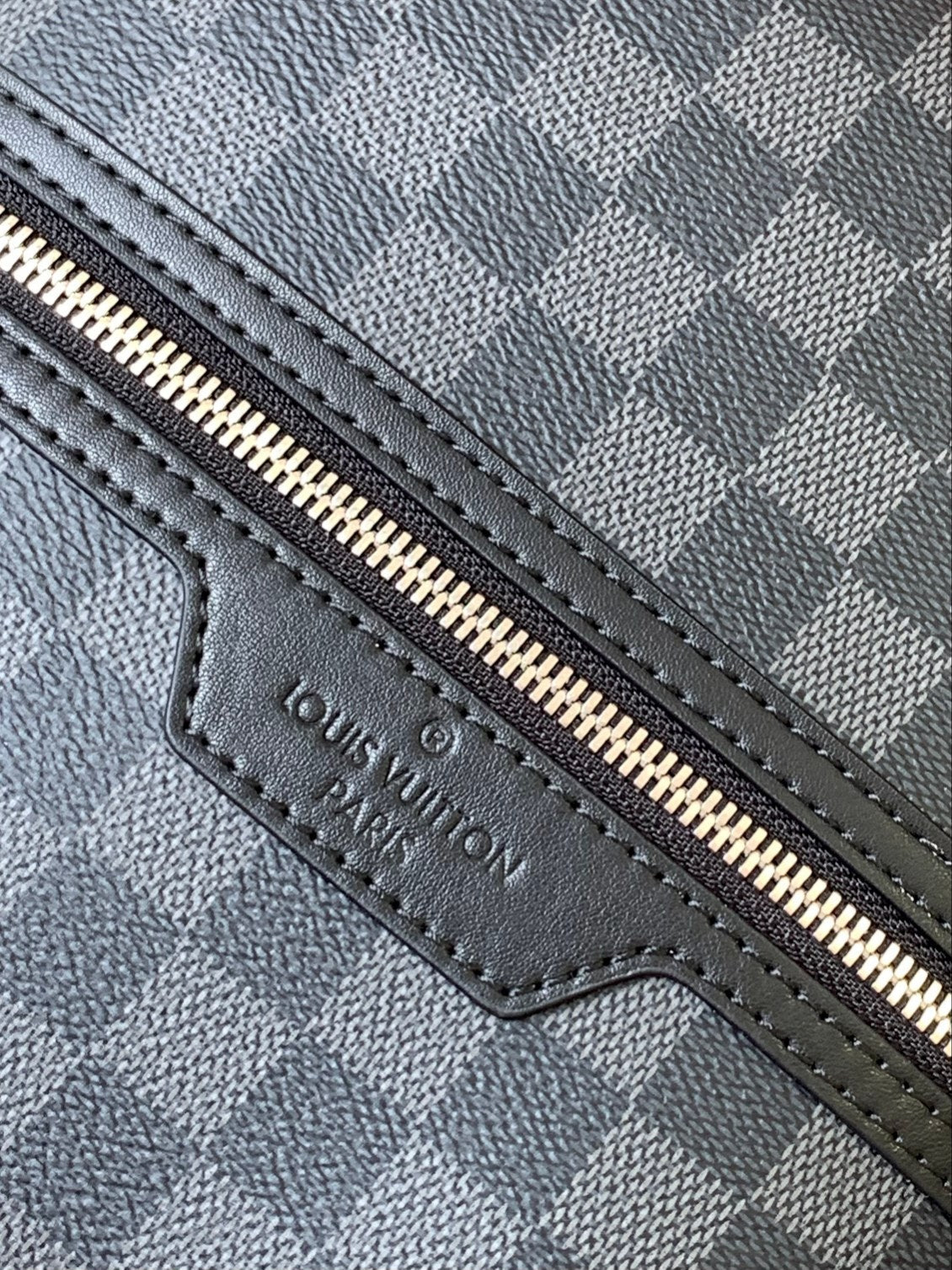 LV 25S MICHAEL BACKPACK 42 IN DAMIER INFINI ONYX CALFSKIN
