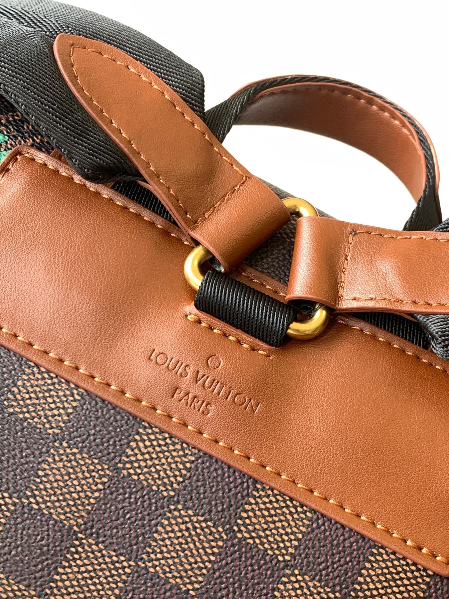 LV 25S CHRISTOPHER BACKPACK 48 IN DARK BROWN CALFSKIN GOLD HARDWARE
