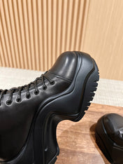 LV WOMEN CHELSEA BOOT IN BLACK MONOGRAM CALFSKIN