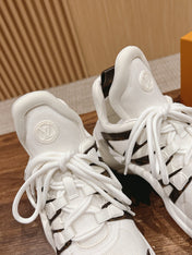 LV ARCHLIGHT SNEAKER IN WHITE CANVAS AND CHOCOLATE BROWN MONOGRAM CALFSKIN