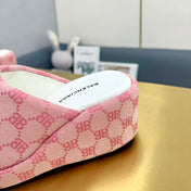 WEDGE SANDALS IN PINK MONOGRAM JACQUARD FABRIC