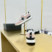 CLASSIC TRAINER IN LIGHT PINK MERCERIZED VELVET