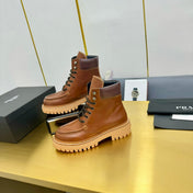 LACE-UP ANKLE BOOTS IN COGNAC CALFSKIN