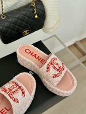 CLASSIC SLIPPERS THICK SOLE IN LIGHT PINK TWEED
