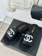 SLIPPERS THICK SOLE IN BLACK SATIN