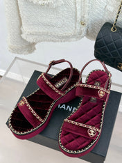 THICK-SOLED CHAIN HEART SANDAL IN PLUM PURPLE VELVET