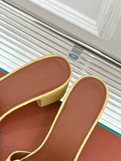 HIGH HEELS IN YELLOW SUEDE AND LAMBSKIN
