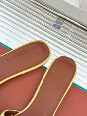 FLAT SANDALS IN YELLOW SUEDE AND LAMBSKIN