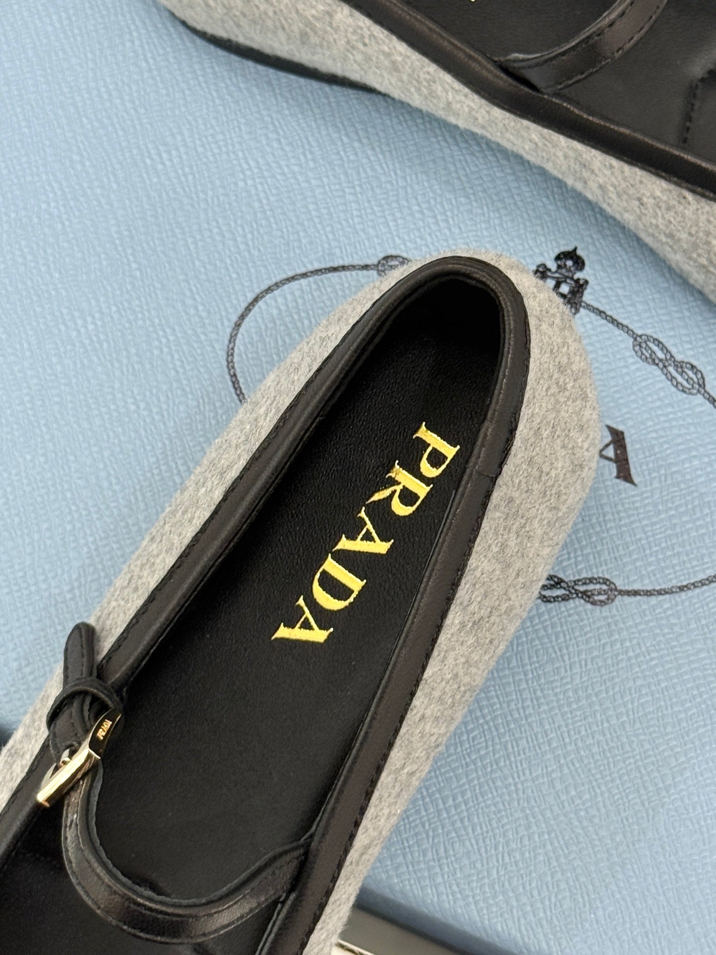 PRADA 26S MARY JANE  FLATS IN GREY FELTED FABRIC