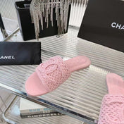 SLIPPERS LIGHT PINK SHEEPSKIN