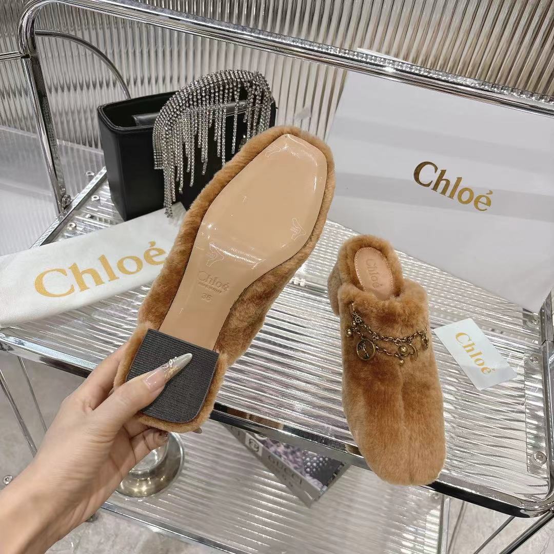 CHLOÉ 26S HIGH-HEELED MULES IN BROWN WOOL