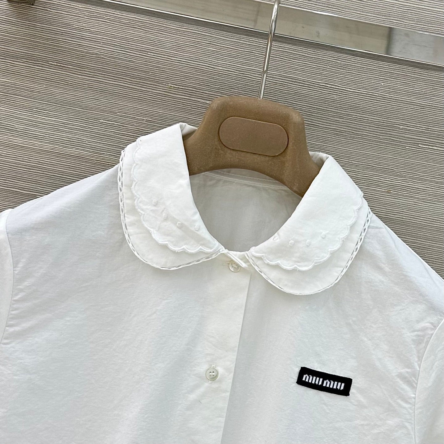 MIUMIU 26S SHORT-SLEEVE SHIRT STYLE 1113