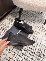 CLASSIC SNEAKERS IN BLACK SHEEPSKIN