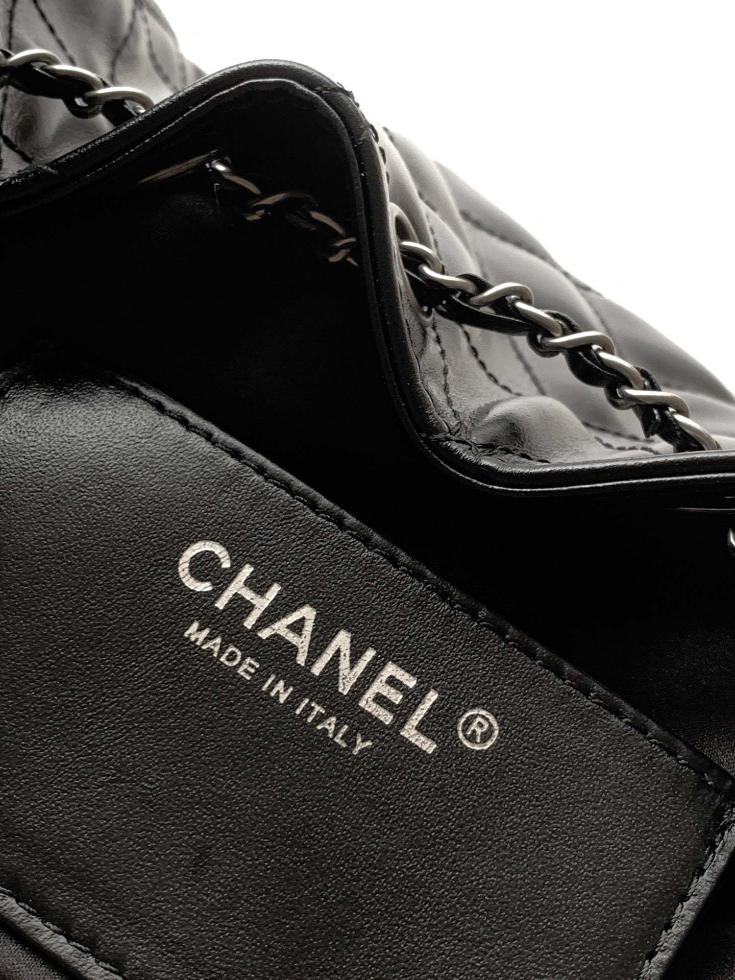 CHANEL 26S HOBO BAG 22 IN BLACK CALFSKIN