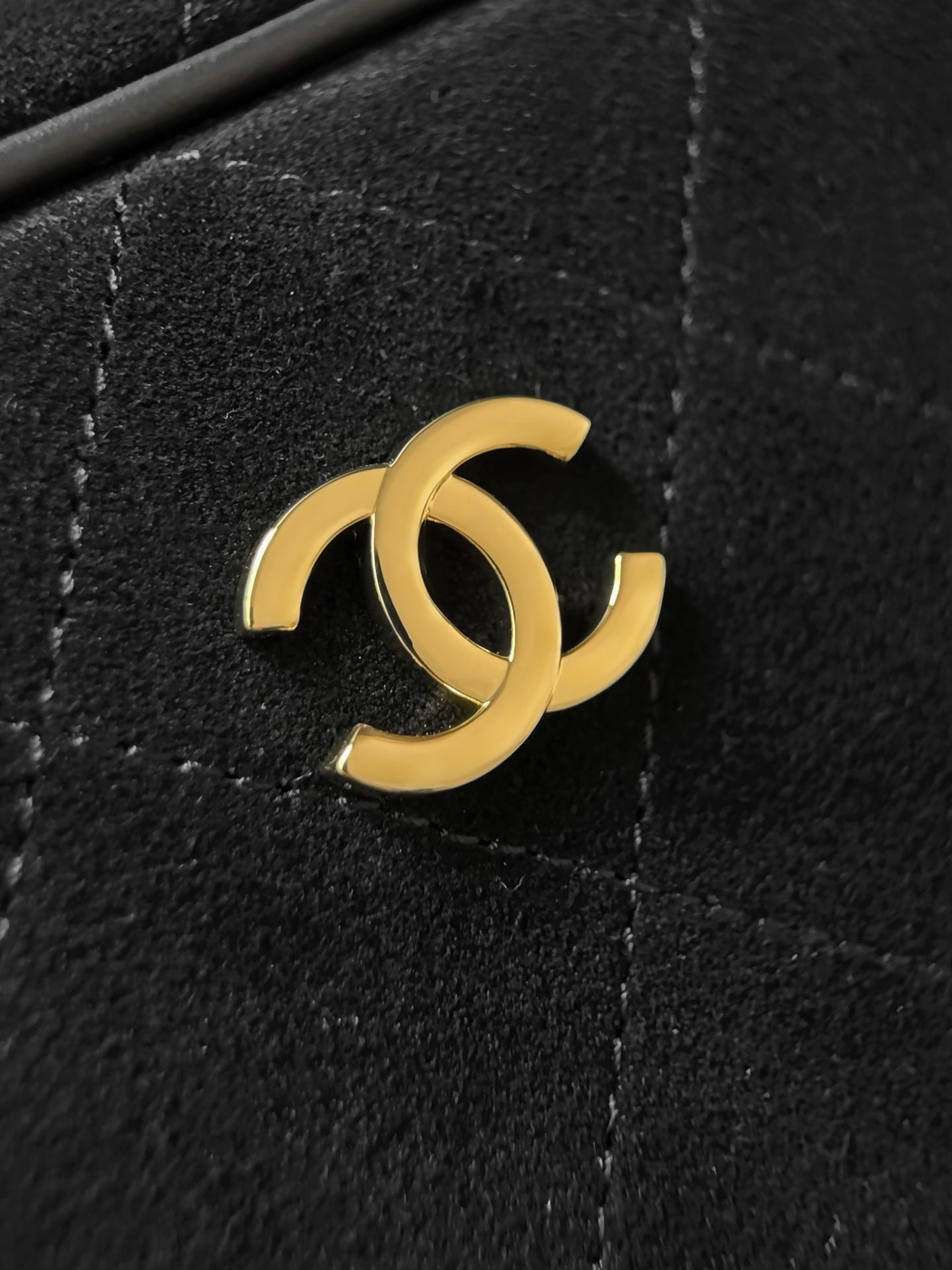 CHANEL 26S CLASSIC BOWLING BAG 29 IN BLACK SUEDE