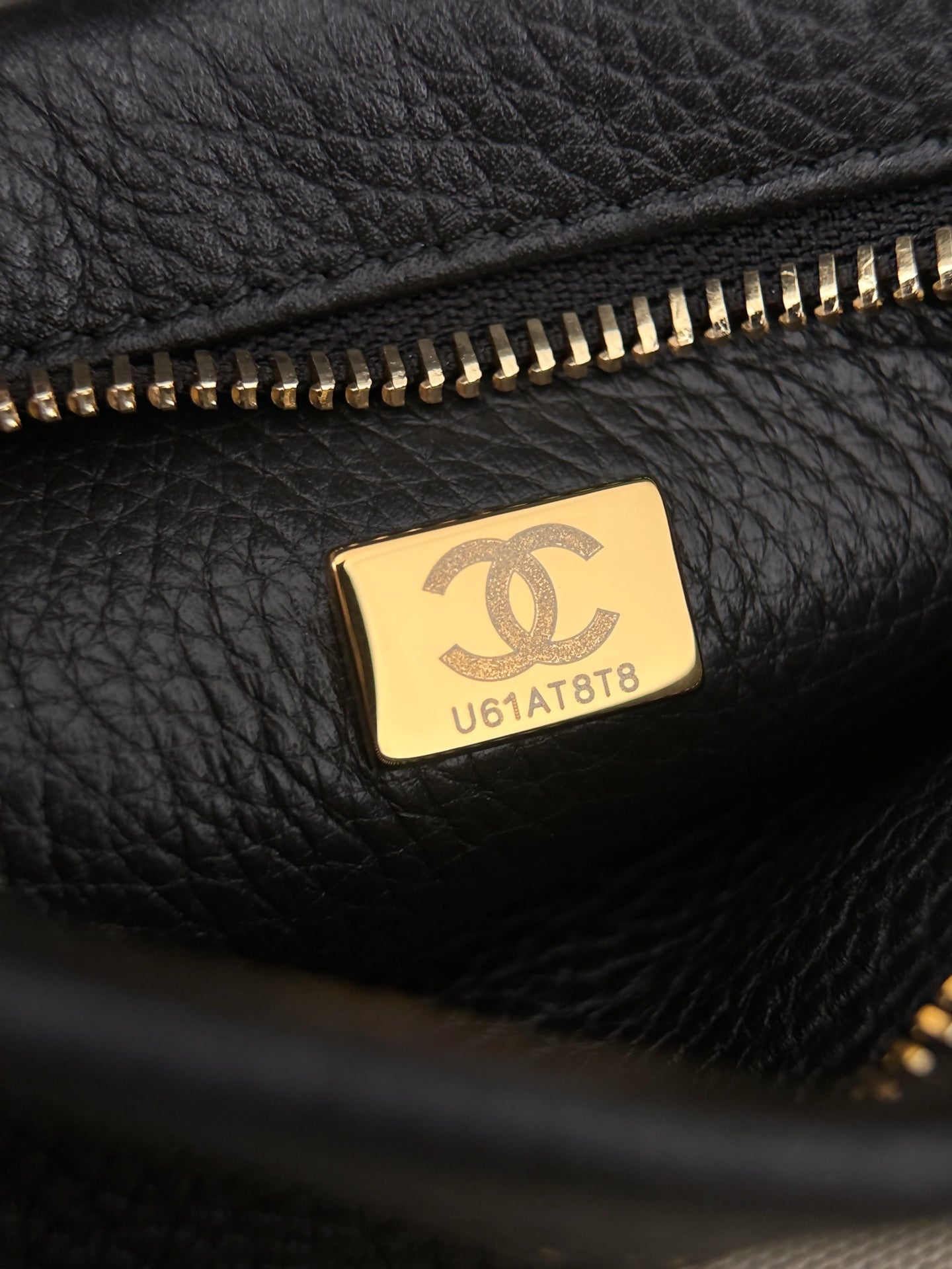 CHANEL 26S SHOULDER BAG 29 IN BLACK GRAINED CALFSKIN AND BEIGE SUEDE
