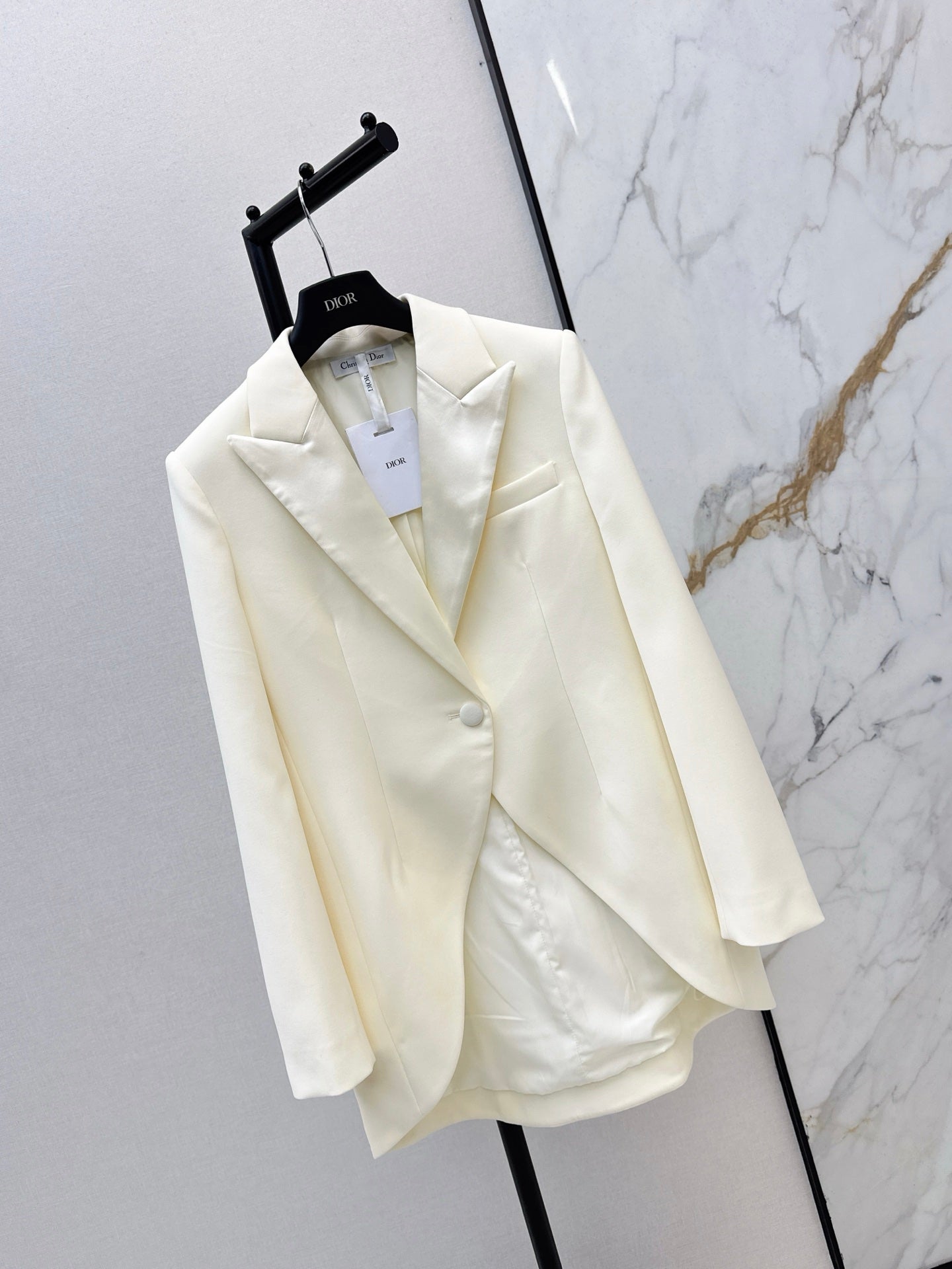 DIOR 25S TAILCOAT 610