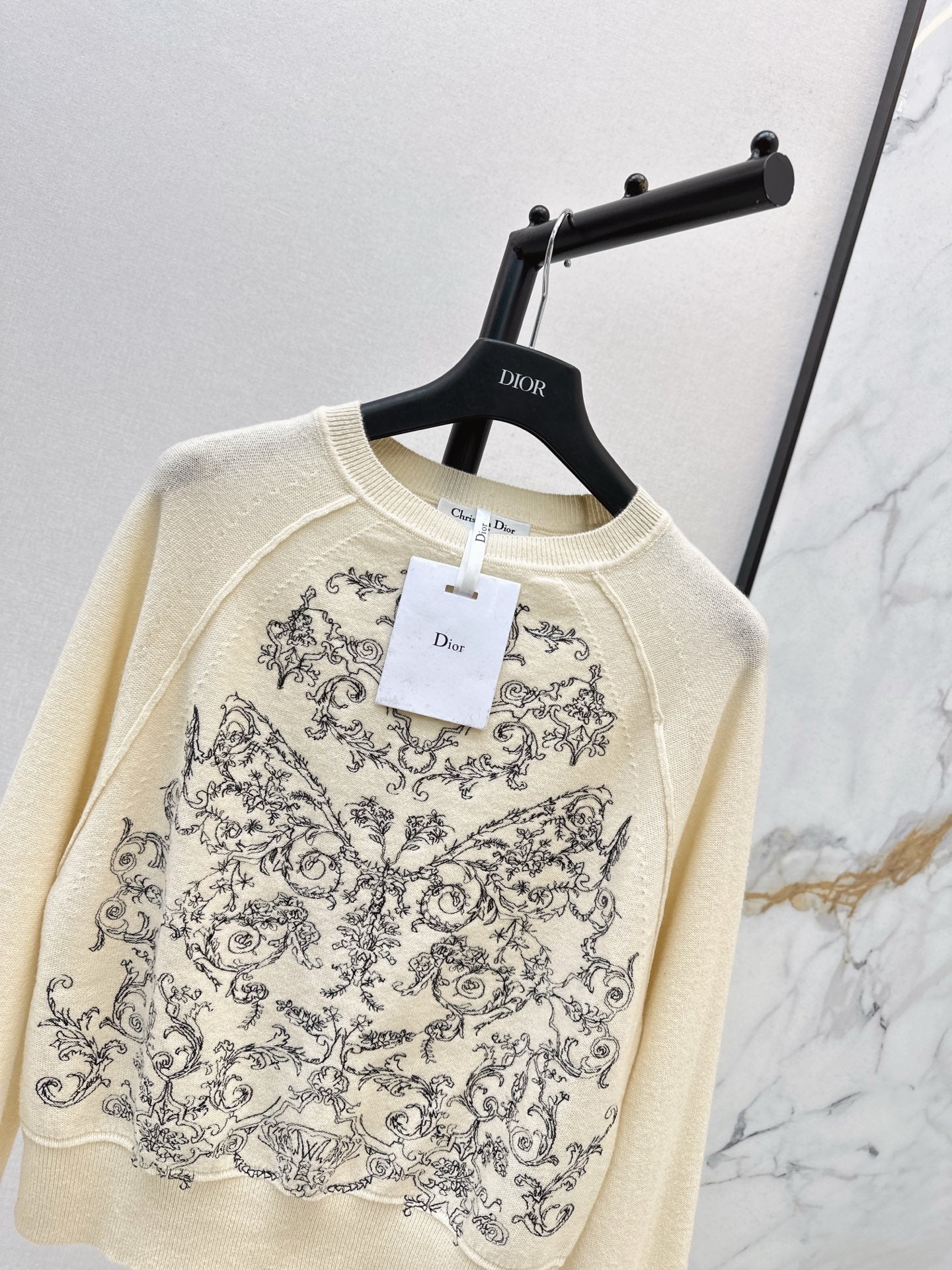 DIOR 25S FLORAL EMBROIDERED CASHMERE SWEATER 571