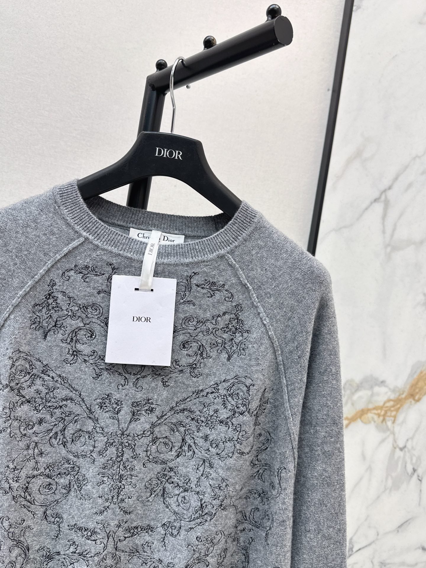 DIOR 25S FLORAL EMBROIDERED CASHMERE SWEATER 593
