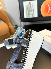 CHLOÉ NAMA WEDGE SANDALS IN GREY FABRIC AND WHITE RUBBER